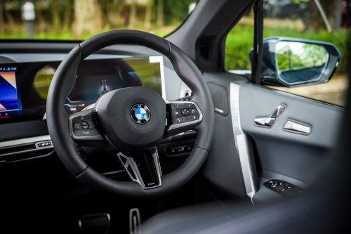 2025 BMW iX facelift launched in Malaysia – xDrive45 fr RM426k, xDrive60 RM488k; up to 701 km EV range