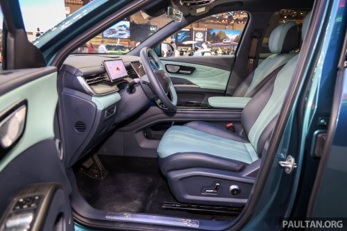 2026 Chery Tiggo 8 debuts in China – Q4 2025 launch; second-gen is larger; offered with two different faces