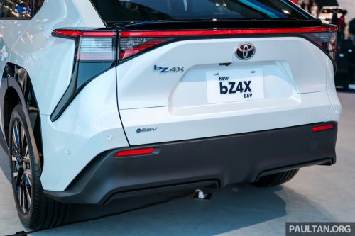 Toyota bZ4X facelift previewed in Indonesia: now CKD, FWD only, 224 PS, 573 km range, will be much cheaper