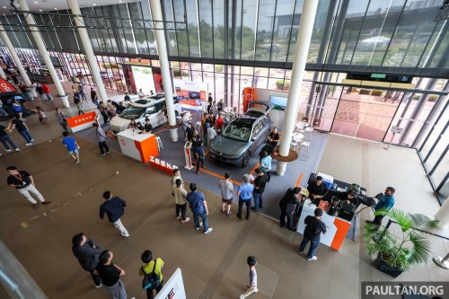 PACE 2025: Check out the Zeekr 7X and 009 – book with Carro and get a free 22 kW wallbox; deals await