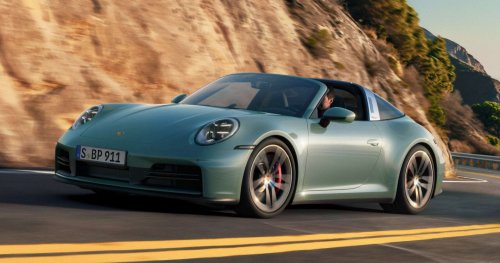 992 Porsche 911 Carrera 4S, Targa 4S facelifts debut – 480 PS 3.0L biturbo boxer six-cylinder; GTS brakes