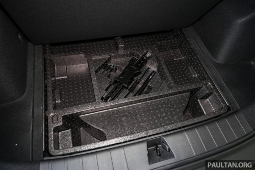 2025 Proton X50 1.5TD Executive facelift – new base model with full power and tech, 6 airbags, no ADAS