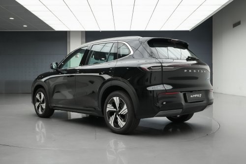 Proton eMas 5 amasses over 10,000 bookings, 7,413 Proton eMas 7 sold as of end-Oct; Malaysia’s No 1 EV