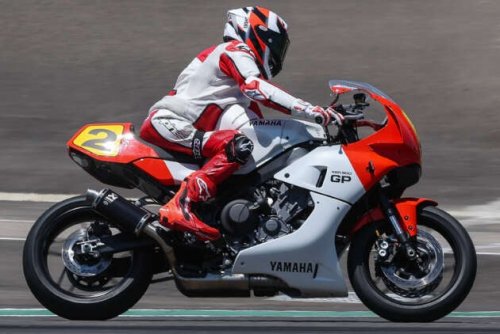 Rainey rides Y-AMT equipped Yamaha XSR900 GP
