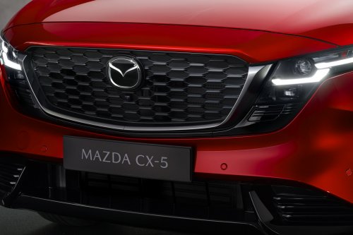 2026 Mazda CX-5 revealed – more practical 3rd gen, 15.6-inch touchscreen, 141 PS 2.5L NA mild hybrid