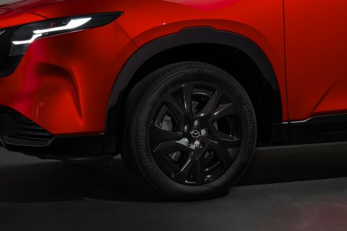 2026 Mazda CX-5 revealed – more practical 3rd gen, 15.6-inch touchscreen, 141 PS 2.5L NA mild hybrid