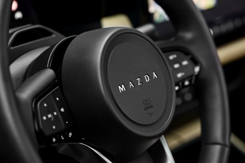 2026 Mazda CX-5 revealed – more practical 3rd gen, 15.6-inch touchscreen, 141 PS 2.5L NA mild hybrid