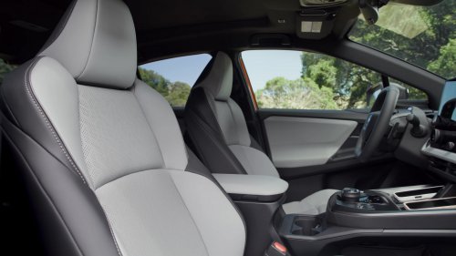 2026 Subaru Uncharted debuts in the US – up to 338 hp, 483 km EV range; sister model to Toyota C-HR+