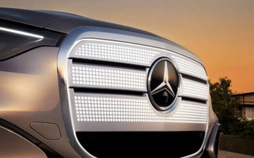 Mercedes-Benz GLC with EQ Technology teased with illuminated front grille – brand’s new design direction