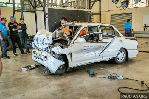 They don’t make them like they used to? 1993 Proton Wira in NCAP-style crash test is a grim safety reminder