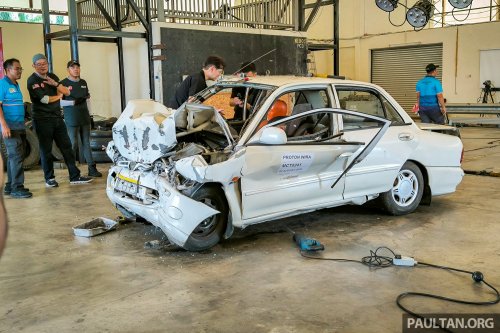 They don’t make them like they used to? 1993 Proton Wira in NCAP-style crash test is a grim safety reminder