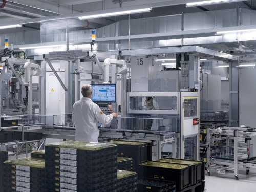 2026 BMW iX3 50 xDrive EV – 10% lighter, 40% less energy loss, 20% less costs compared to predecessor