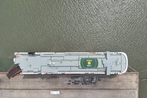 BYD Zhengzhou ship delivers BYD cars to Malaysia – shorter delivery times, greater volumes promised