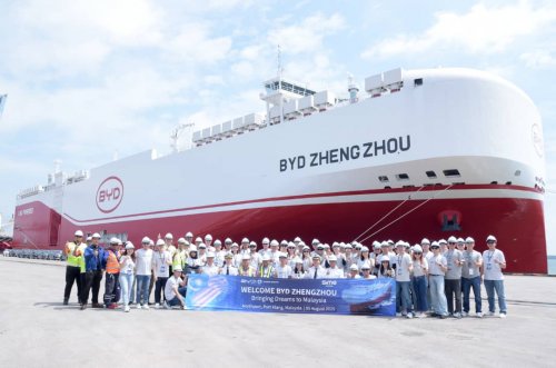 BYD Zhengzhou ship delivers BYD cars to Malaysia – shorter delivery times, greater volumes promised