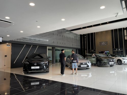 Lexus Subang Jaya by PCM Subang Motor now officially open; 3S centre built with green technology