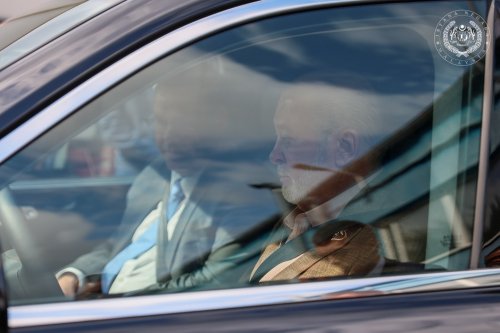 Agong visits NAMI in Russia, test drives Aurus Senat