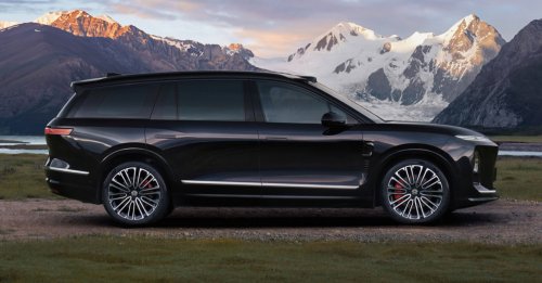 2025 Nio ES8 launched as largest EV SUV in China – from RM244k; 6 or 7 seats; 707 PS; up to 635 km CLTC