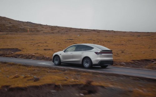 Tesla Model Y L – previously China-only 6-seater EV SUV coming to Australia this year; Malaysia too?