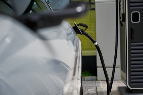 2026 Lotus Emeya EV in Malaysia – Emeya 600 and Emeya 900 variants; up to 610 km WLTP; from RM459k