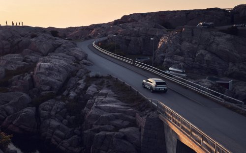 2026 Volvo XC70 officially debuts – extended-range PHEV; up to 212 km EV range, from RM177k in China