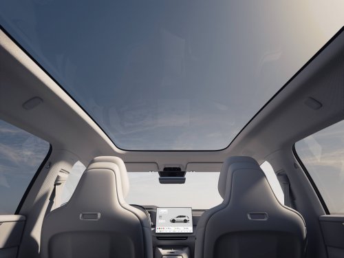 2026 Volvo XC70 officially debuts – extended-range PHEV; up to 212 km EV range, from RM177k in China