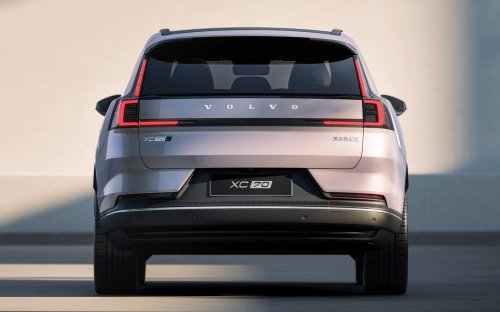 2026 Volvo XC70 officially debuts – extended-range PHEV; up to 212 km EV range, from RM177k in China