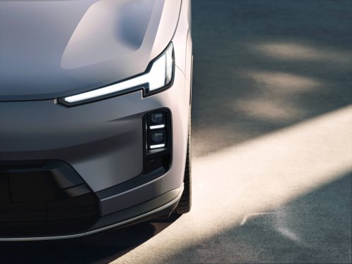 2026 Volvo XC70 officially debuts – extended-range PHEV; up to 212 km EV range, from RM177k in China