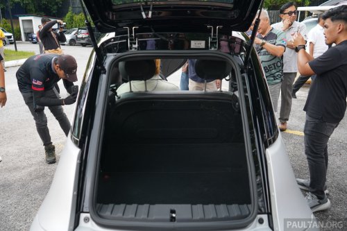 Microlino previewed in Malaysia – first debut in Asia; modern bubble car with 228 km EV range; 2026 launch