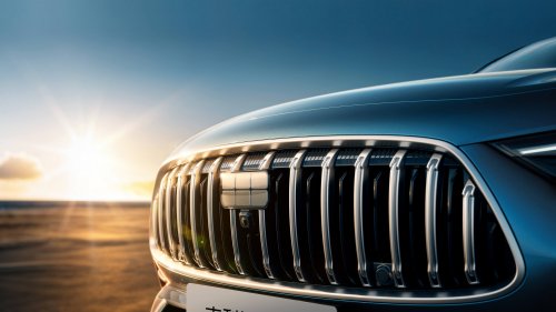 Geely Galaxy Starshine 6 PHEV – C-segment size but with torsion beam, fr RM47k; Proton eMas sedan?