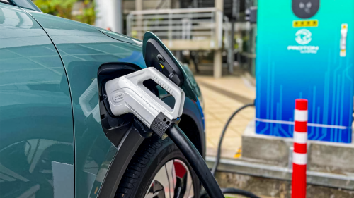 Proton opens self-operated 120 kW DC EV fast charger in Tanjong Malim – RM0.40 per kWh until Oct 31