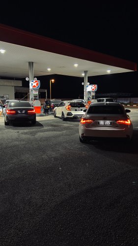 Twelve24 team sets new Malaysia Book of Records entry for longest non-stop drive – 1,660 km in 22 hours