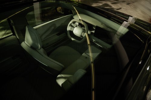 Volkswagen ID.Cross Concept debuts – electric SUV with 211 PS front motor, 420 km range WLTP