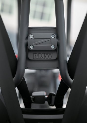 BMW Motorrad Vision CE e-scooter comes with cage