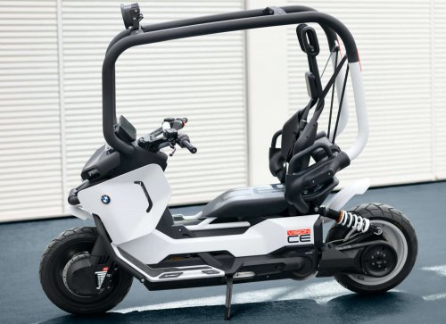 BMW Motorrad Vision CE e-scooter comes with cage