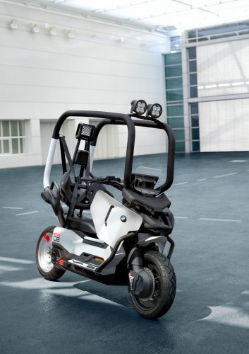BMW Motorrad Vision CE e-scooter comes with cage