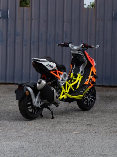 2025 Italjet Dragster 300 now in Malaysia, Malossi and Gresini Racing Team Editions, priced from RM37,800