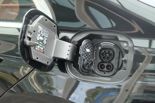 2025 Mercedes-Benz S580e PHEV updated in Malaysia – bigger wheels, DC charging, rear steer, RM739k