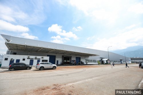 Proton’s dedicated EV plant in Tg Malim launched – CKD eMas 7 kicks off production, eMas 5 next up