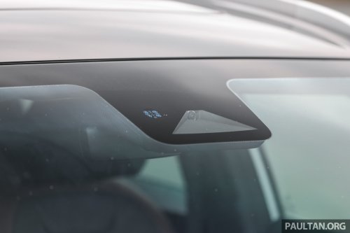 2025 Proton X50 facelift – full gallery of Flagship variant with big spoiler, two-tone interior, sunroof