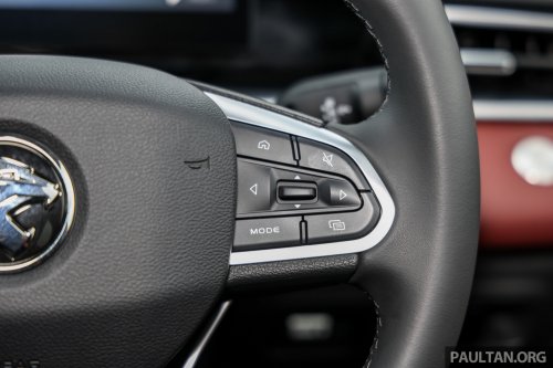 2025 Proton X50 facelift – full gallery of Flagship variant with big spoiler, two-tone interior, sunroof