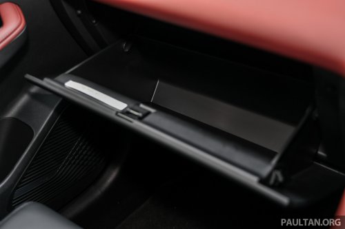 2025 Proton X50 facelift – full gallery of Flagship variant with big spoiler, two-tone interior, sunroof