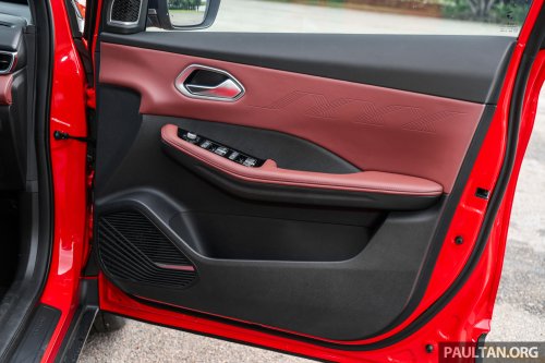 2025 Proton X50 facelift – full gallery of Flagship variant with big spoiler, two-tone interior, sunroof