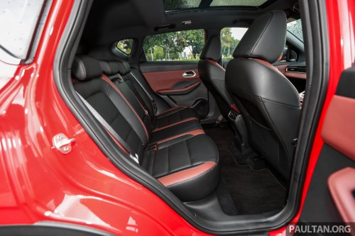 2025 Proton X50 facelift – full gallery of Flagship variant with big spoiler, two-tone interior, sunroof