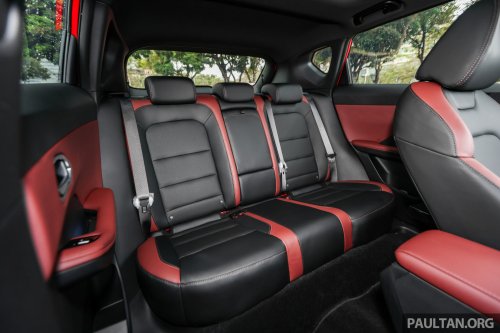 2025 Proton X50 facelift – full gallery of Flagship variant with big spoiler, two-tone interior, sunroof