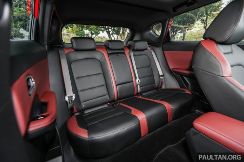 2025 Proton X50 facelift – full gallery of Flagship variant with big spoiler, two-tone interior, sunroof