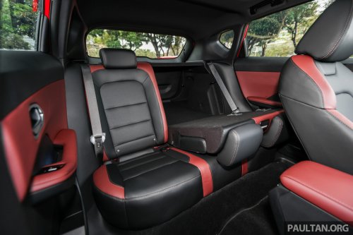 2025 Proton X50 facelift – full gallery of Flagship variant with big spoiler, two-tone interior, sunroof