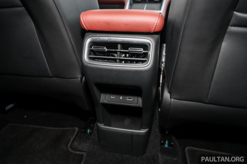 2025 Proton X50 facelift – full gallery of Flagship variant with big spoiler, two-tone interior, sunroof