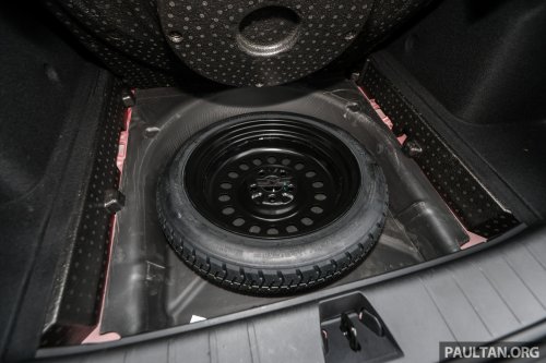 2025 Proton X50 facelift – full gallery of Flagship variant with big spoiler, two-tone interior, sunroof