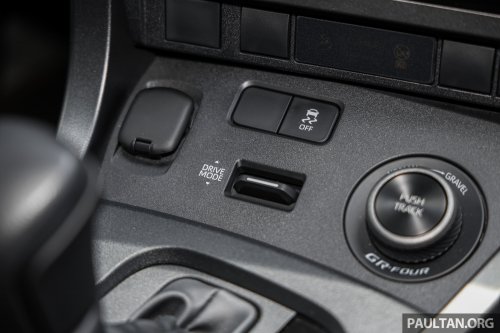 2025 Toyota GR Yaris facelift with 8AT in Malaysia – 300 PS, 0-100 km/h in 5.2s; RM10k more than 6MT