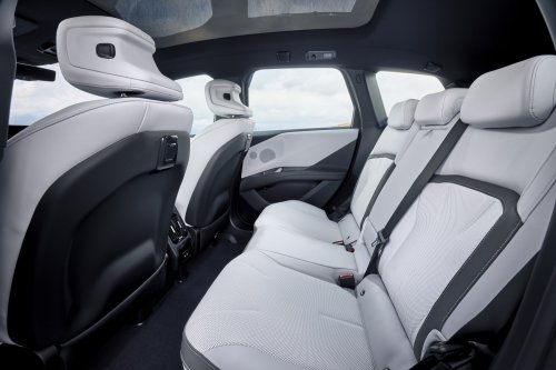 2026 BMW iX3 NA5 debuts: production Neue Klasse gets concept car looks, 805 km range, 372 km in 10min